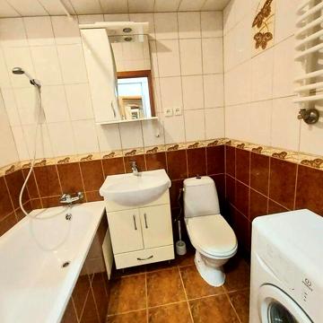 Довгострокова оренда 2к Квартира Театральна вулиця