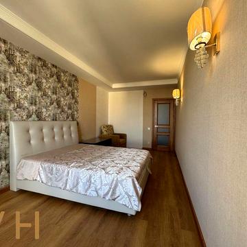 Продаж 2-кім., 70 м², вул. Новопольова 2, ЖК «Family & Friends», Без % ЖК Family &amp; Friends