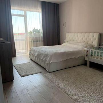 2- кімн Минай , 73 м² на четвертому поверсі ЖК Олійник