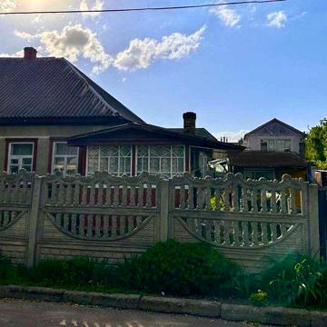 Продається 1/2 будинку (Овруч, вул. Древлянська)