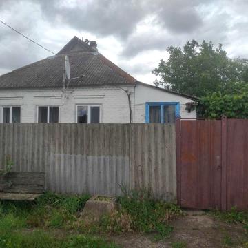 Продам дом в с. Парижське Лозівський район Харківська область