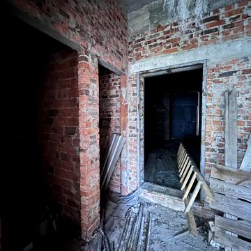 Освіти вул., 4в