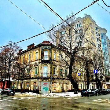 Каразіна вул., 4