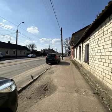 Бориса Тена вул., 27