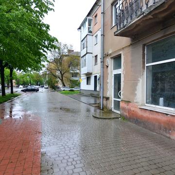 Бельведерська вул., 61
