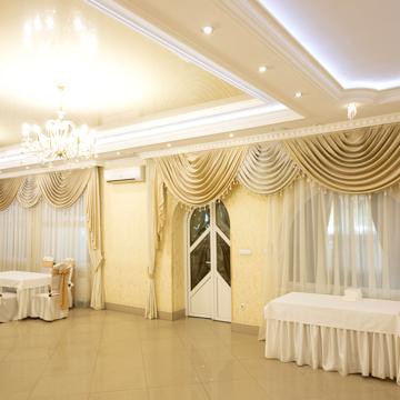 Миру, 50