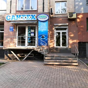 Івана Авраменка вул. (Корнійчука), 15