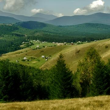 Гірська, 73