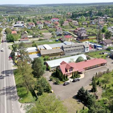 Боярська вул., 1