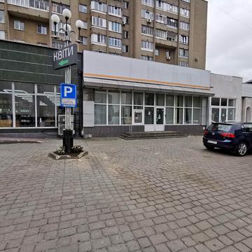Київська пл., 7