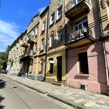 Старосольських вул., 5
