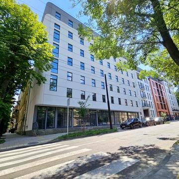 Володимира Антоновича вул. (), 31