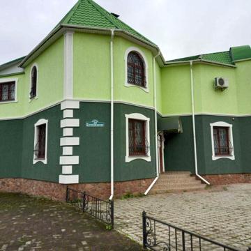 Соборна, 2А