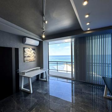 Бернардацці вул. (Красних Зір), 2а