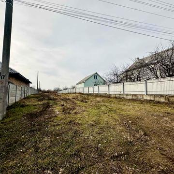 Черняхівського вул., 30