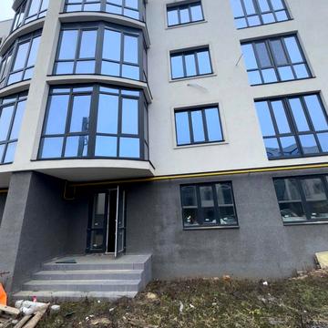 Захисників, 19