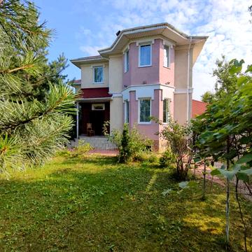 Хотів, Обухівський, Київська область 350000.0 USD