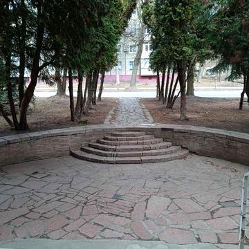 Кибальчича вул., 2/4