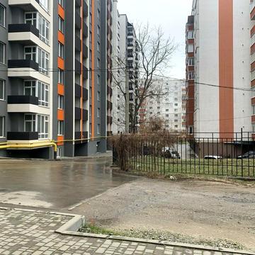 Інститутська вул., 6б