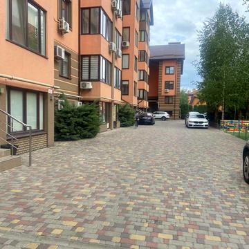 Волошкова вул., 30