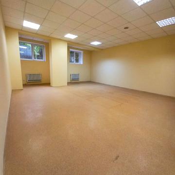 Щаслива вул., 38