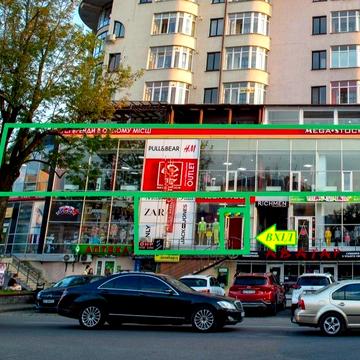 Незалежності вул., 38