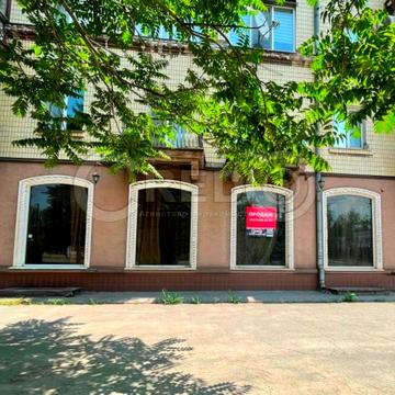 Металургів просп., 22
