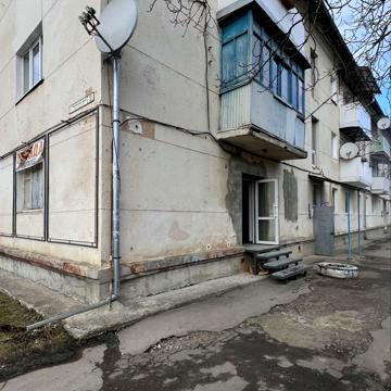Української Армії вул. (Ломоносова), 2