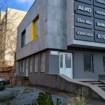 Міцкевича вул., 11