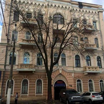 Пантелеймонівська вул., 22