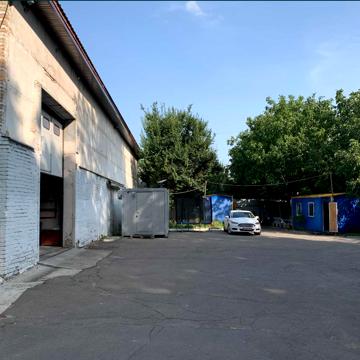 Броварська вул., 42а