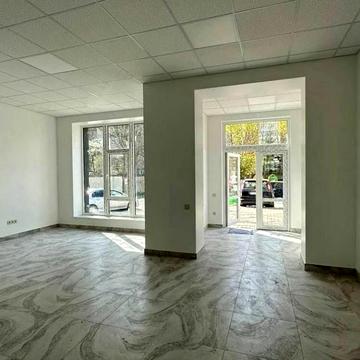 Пасічна вул., 15, 15а, 15б