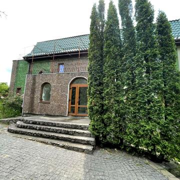 Садова, 1