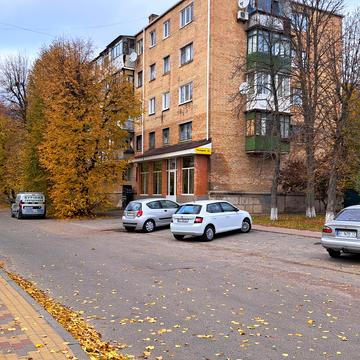 Варшавська вул. (Полярна), 10
