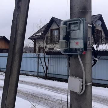 Зелена
