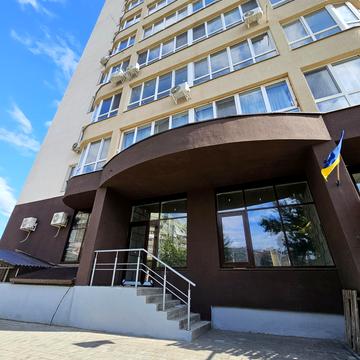 Припортова вул. (Героїв Сталінграда), 32