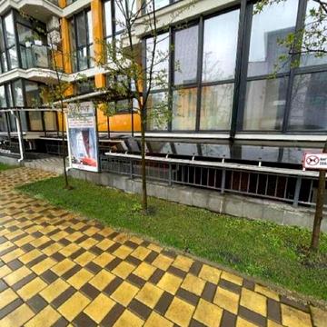 Прорізна вул., 9