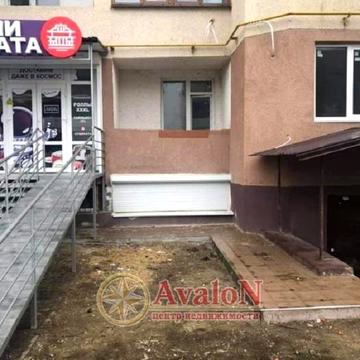 Владислава Бувалкіна вул. (Бочарова Генерала), 75