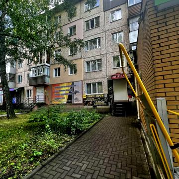 Яновського вул., 157