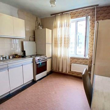 Здам 1 кімн.кв вул. Тараскова 16. Вільна з 03.07