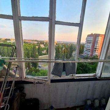 р 1-кімнатна квартира в жилому стані