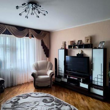 Продаж 3-кімнатної квартири в центрі м. Чернігів, вул. П’ятницька,70