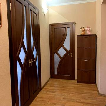 Сдам 2к Д.Яворницкого д 67,г-ца Украина,стал.,4/5,евроремонт,20.000грн