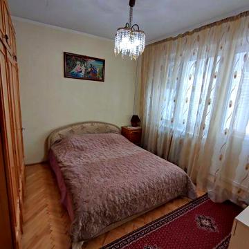 Продаж 4 км квартири вул.Вернадського