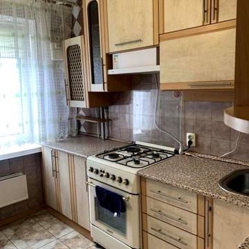 Оренда 2 кімнатноі квартири в центрі міста на тривалий термін