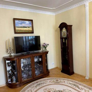 Продаж 3-кімнатної квартири в районі ТЦ «Порт Сіті»!