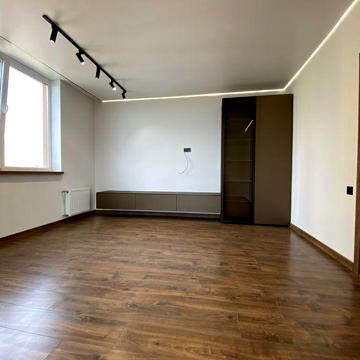 Продам 2 кімнатну квартиру в новобудові( Корбутівка ) ЖК River city