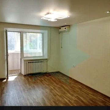 Продам 2 к квартиру пр.Б.Хмельницкого,Терра,12 квартал