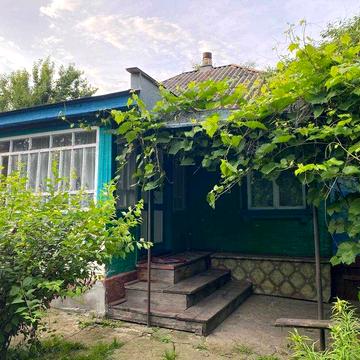 Продам будинок недорого в центрі села Поділ Прилуцького району