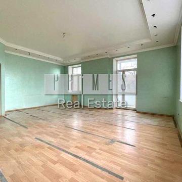 Продаж 3к квартири, вул. Костьольна, 6, Центр